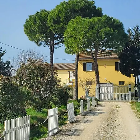 Casale Bed & Breakfast *